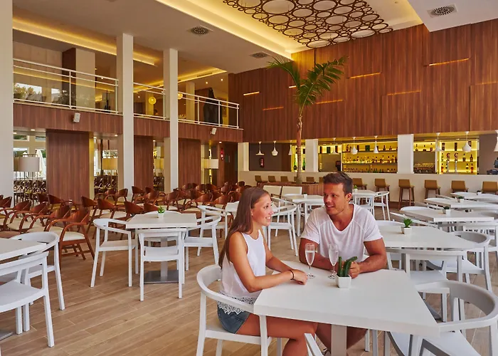 Готель Bq Bulevar Peguera- Adults Only Пагера