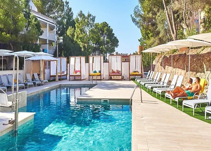 Bq Bulevar Peguera- Adults Only 4*