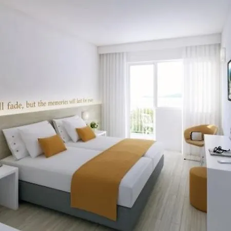 Bq Bulevar Peguera- Adults Only 帕格拉