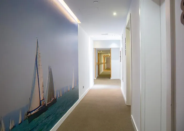 Bq Bulevar Peguera- Adults Only 4* פגוארה