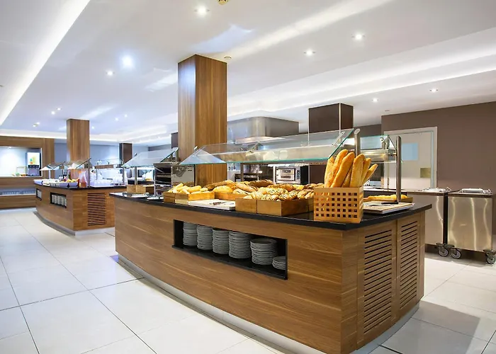 Bq Bulevar Peguera- Adults Only מלון פגוארה