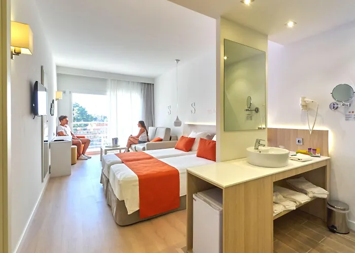 Bq Bulevar Peguera- Adults Only פגוארה