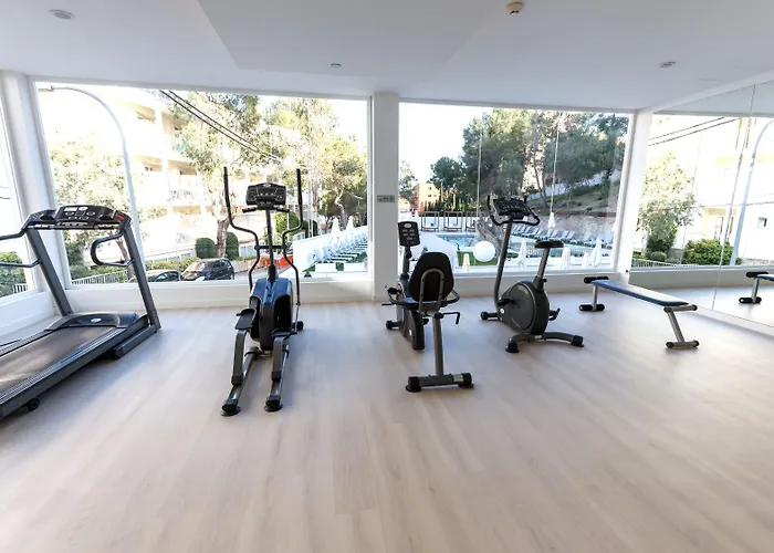 Bq Bulevar Peguera- Adults Only מלון פגוארה