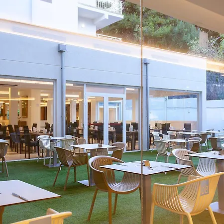 Bq Bulevar Peguera- Adults Only 酒店