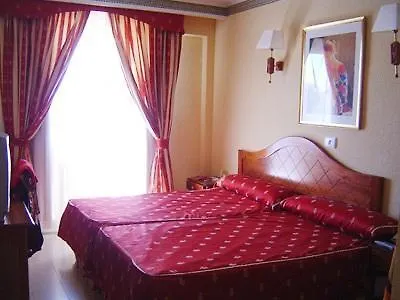 Bq Bulevar Peguera- Adults Only 4* パゲラ