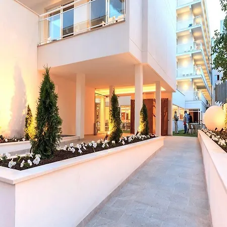 Bq Bulevar Peguera- Adults Only Отель